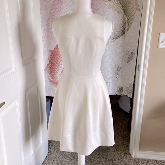 Vince Camuto size 2 dress - Picture 2 of 3